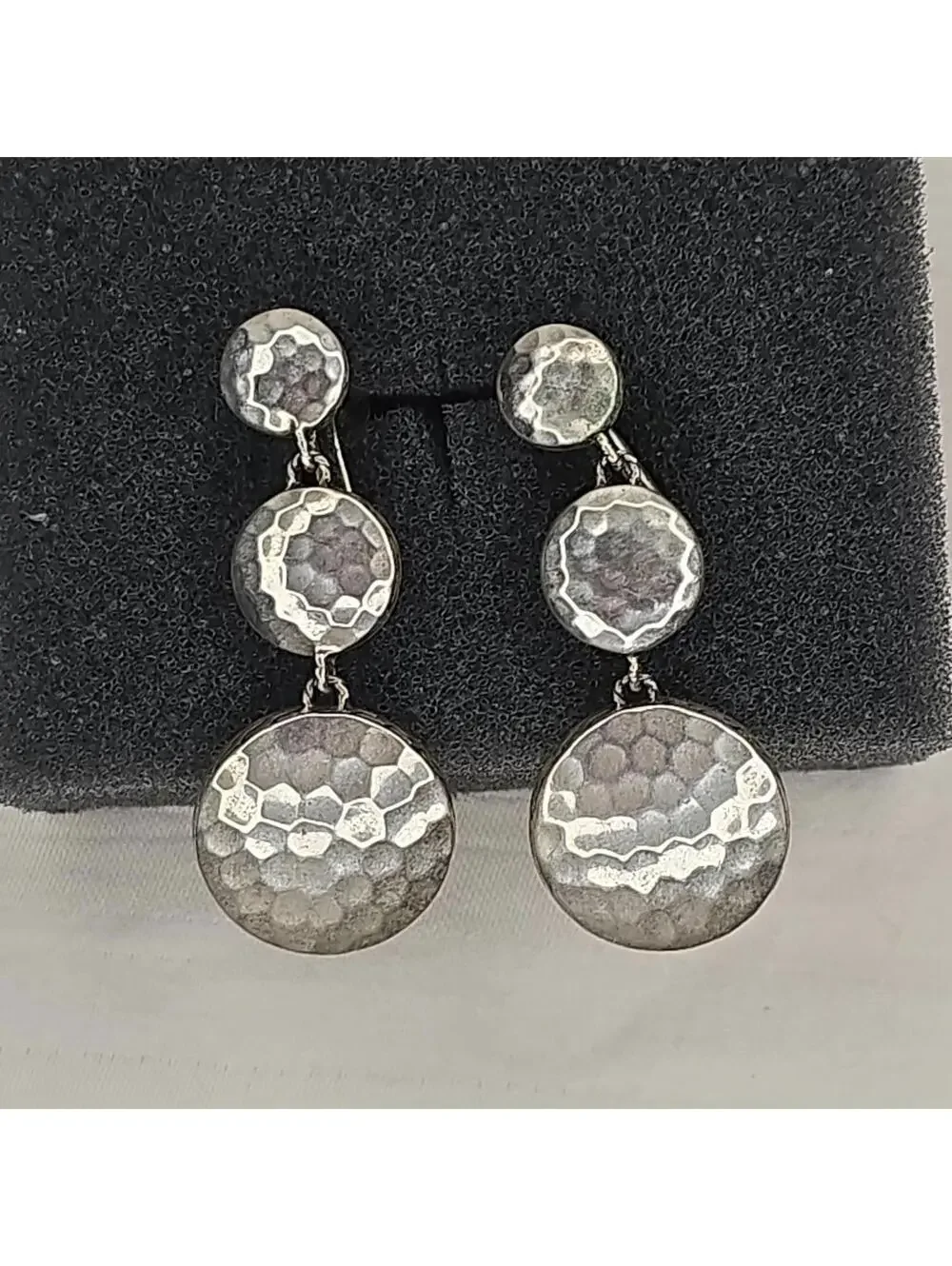 Gorgeous John Hardy Sterling Silver Hammered Round Drop Dangle Clip Earrings